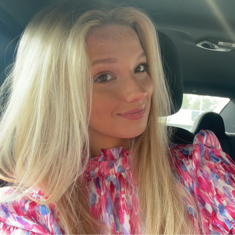 Meet your Posher, Lindsey